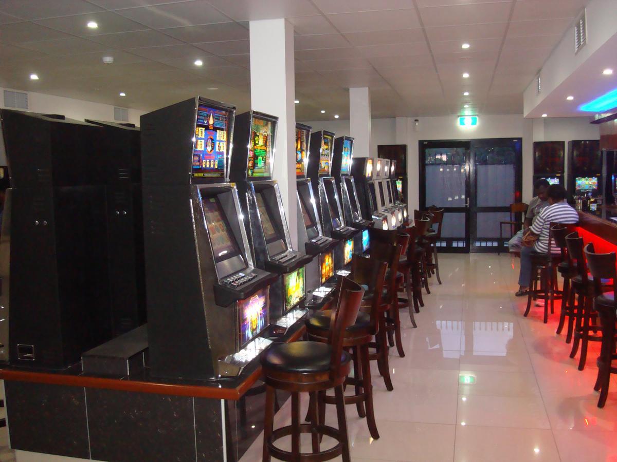 Paddy'S Hotel & Apartments Port Moresby Exterior foto